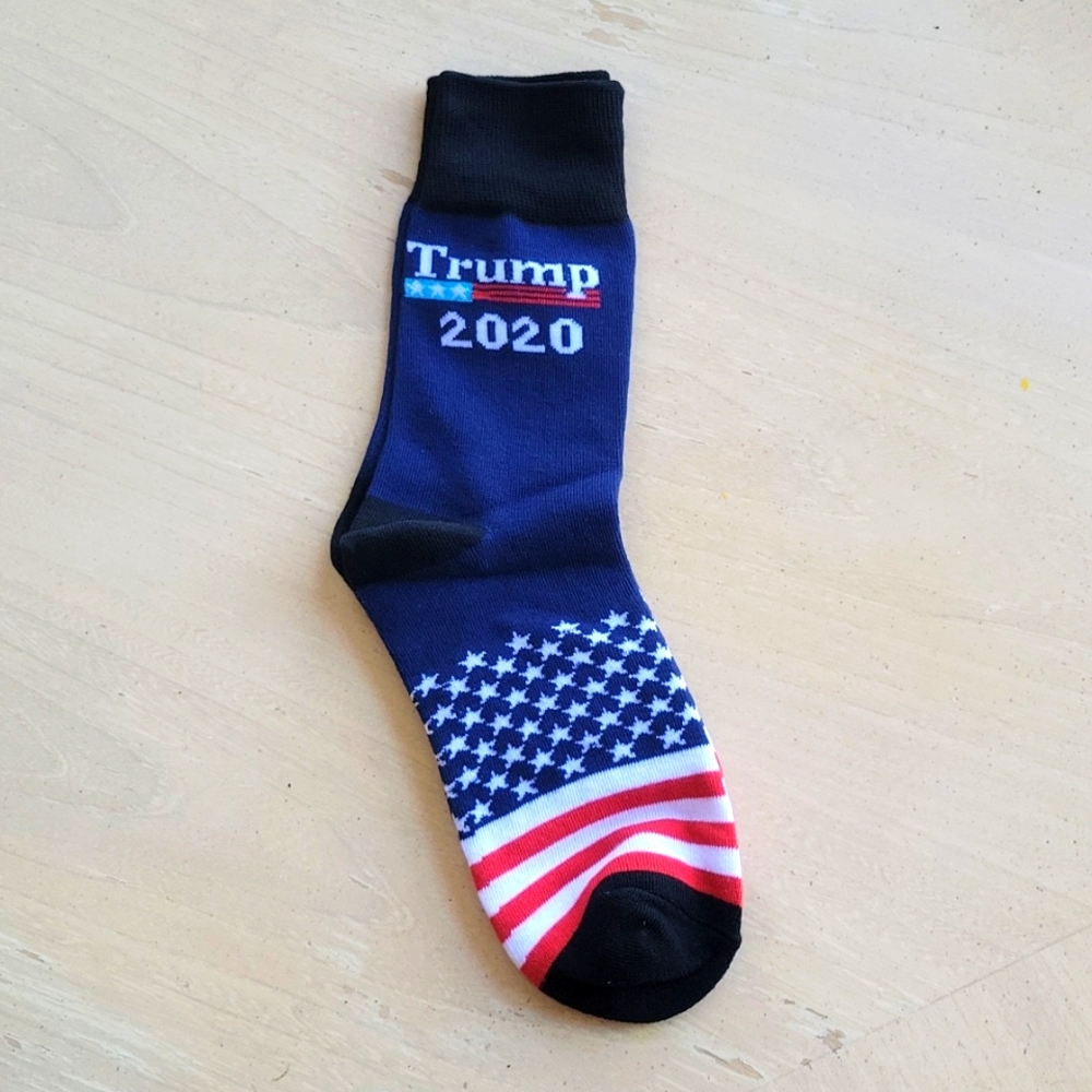🌺3 for $10 Trump 2020 Socks